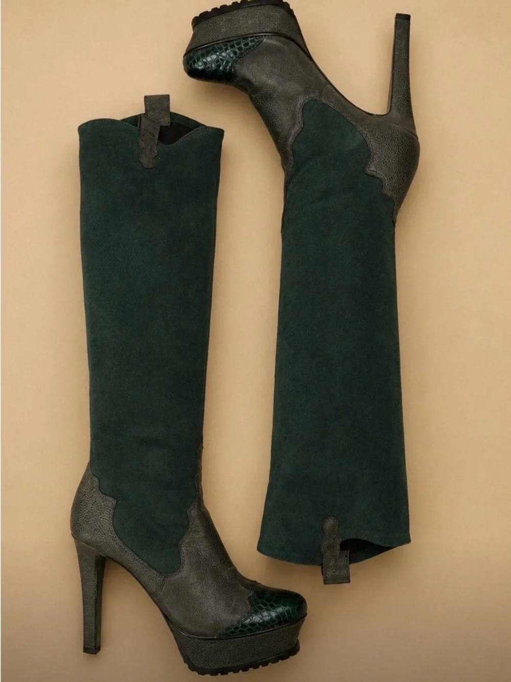 Size 7 Knee High Lisa for Donald Pliner Rune leather / Suede Boots